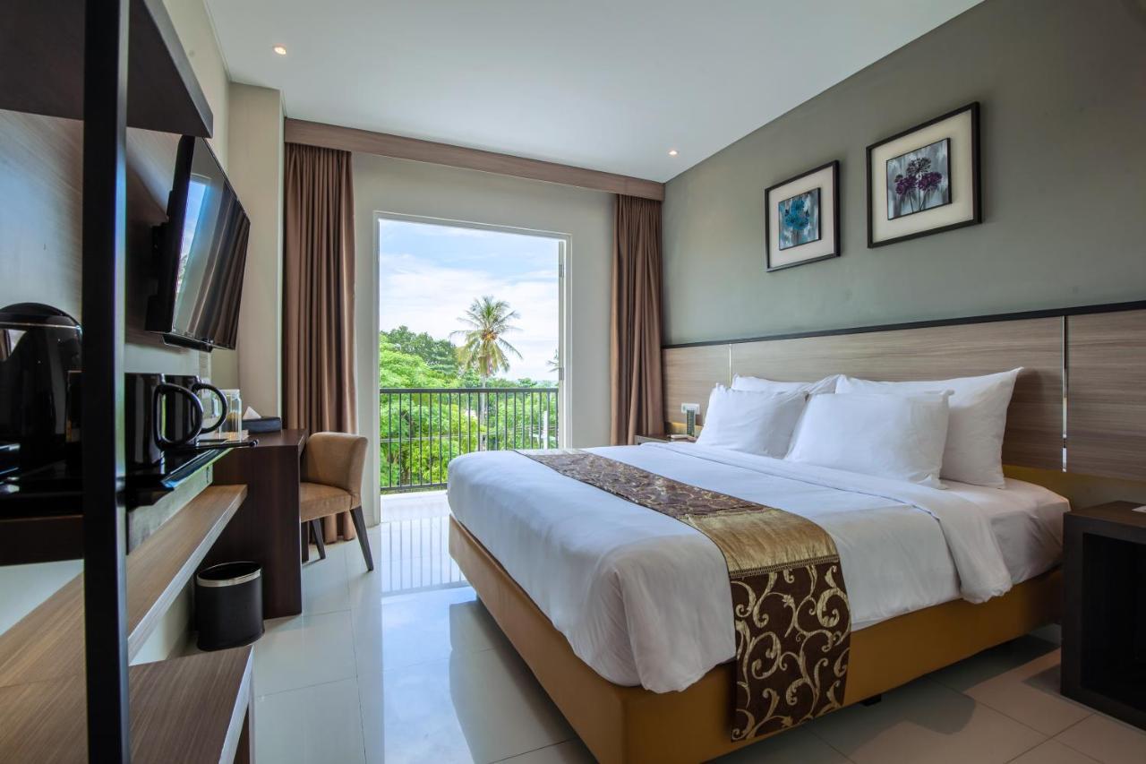 Montana Premier Senggigi Hotel Exterior foto